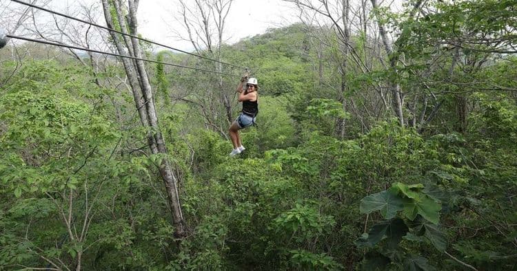 Aventura en el canopy