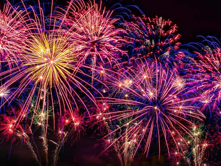 Fuegos artificiales en los jardines Butchart (tarde)
