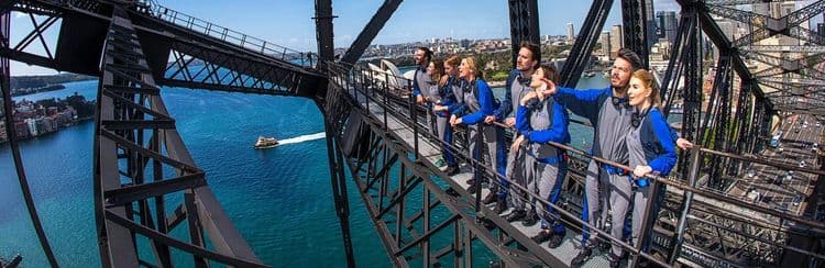 Subida al puente del puerto de Sídney - Bahía Blanca
