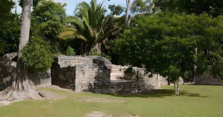 Kohunlich Mayan Ruins