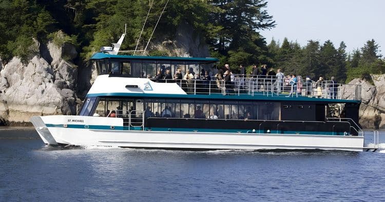 Sea Otters, Raptors & Bears, Oh My
