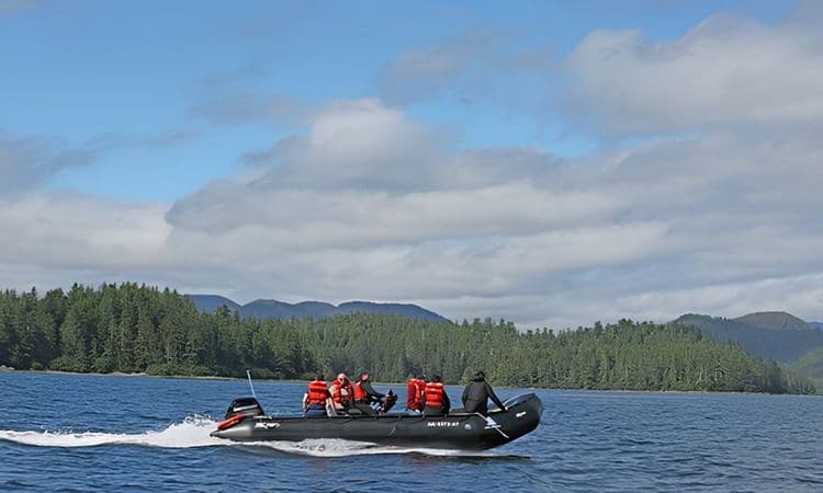 Alaska Zodiac Adventure & Fin Island Lodge