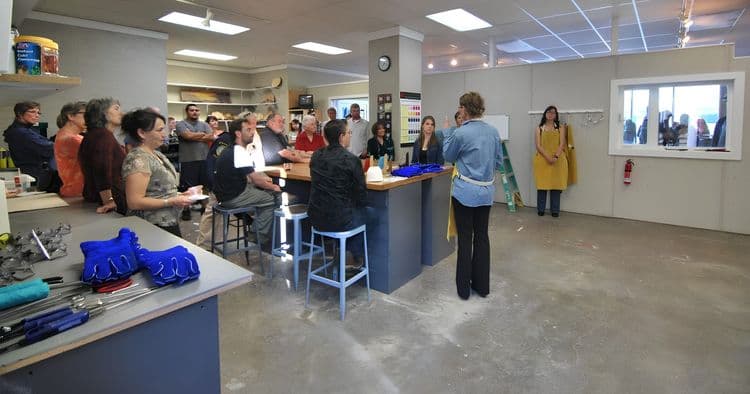 Artist Walk & Hands-On Indian Glass Demonstration