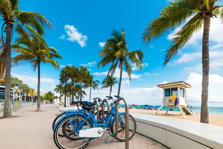 Debark Tour: Intracoastal Waterway By Boat & Las Olas Blvd With Miami Airport Transfer