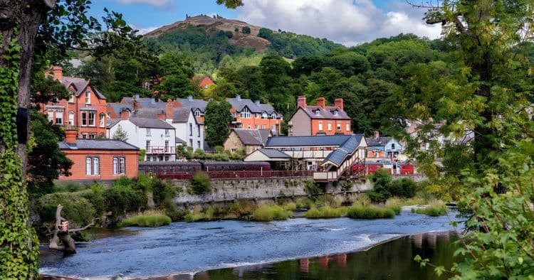Tren de vapor, Castillo de Chirk y Llangollen