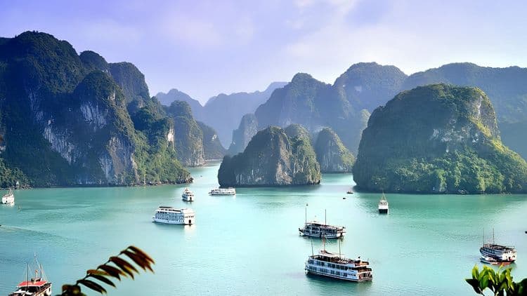 Extended Halong Bay by Boat, Sampan and Surprising Cave