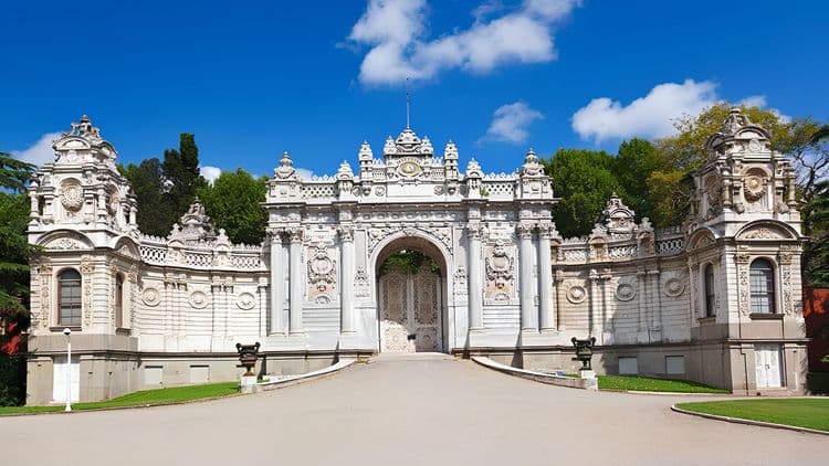 Dolmabahce Palace & Afternoon Tea at Ciragan Palace