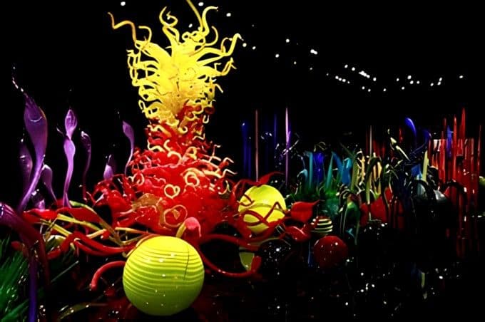 Space Needle & Chihuly Garden And Glass