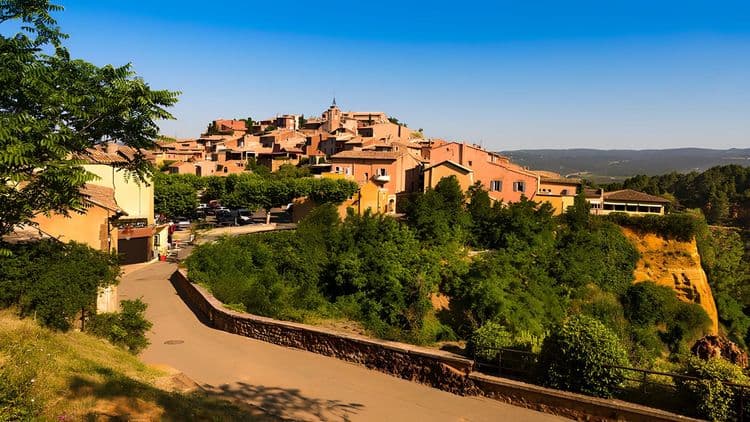 Luberon Villages: Discover the Secrets of Provence