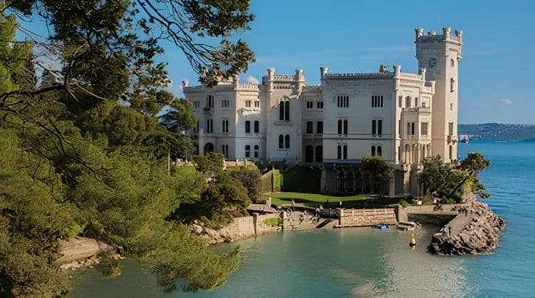Lo más destacado de la ciudad de Trieste y Castillo de Miramare