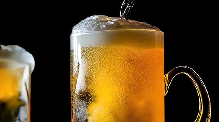 Cervecería y pueblo Svaneke