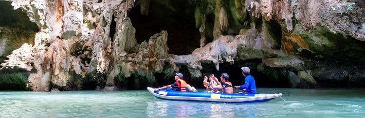 Kayak et grottes