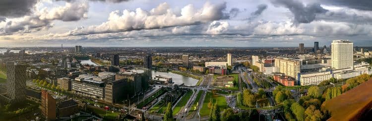 Amphibious Rotterdam & The Euromast