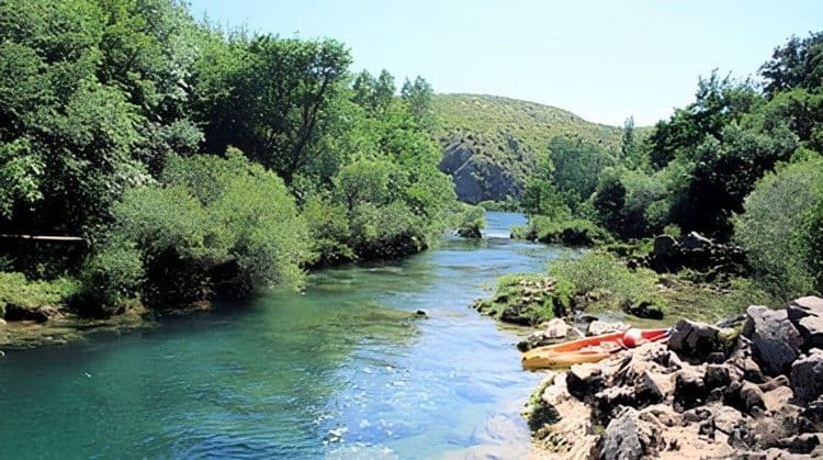 Voyage en flotteur sur la rivière Zrmanja
