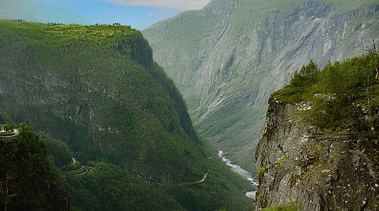 Norwegian Nature Centre and Vøring Waterfall