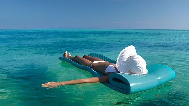 Floating Mats for Fully Vaccinated Guests