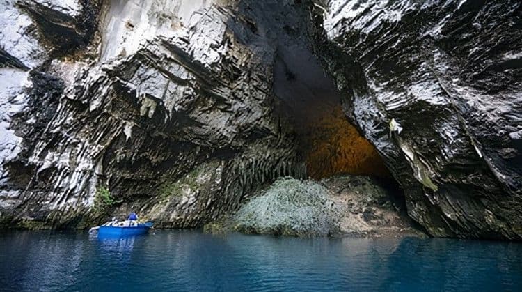 Visite panoramique et grottes de Melissani