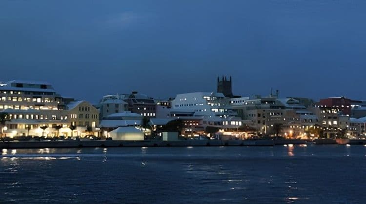 Undersea Nightlife Glass Bottom Boat Cruise