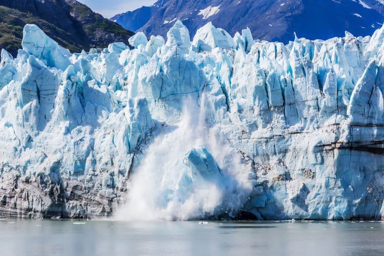 26 Glacier Cruise & Anchorage Transfer (Wheelchair Accessible)