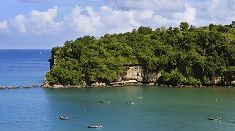 Atracciones turísticas de la isla y ritimos de Santa Lucía