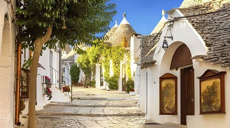 Alberobello on Your Own