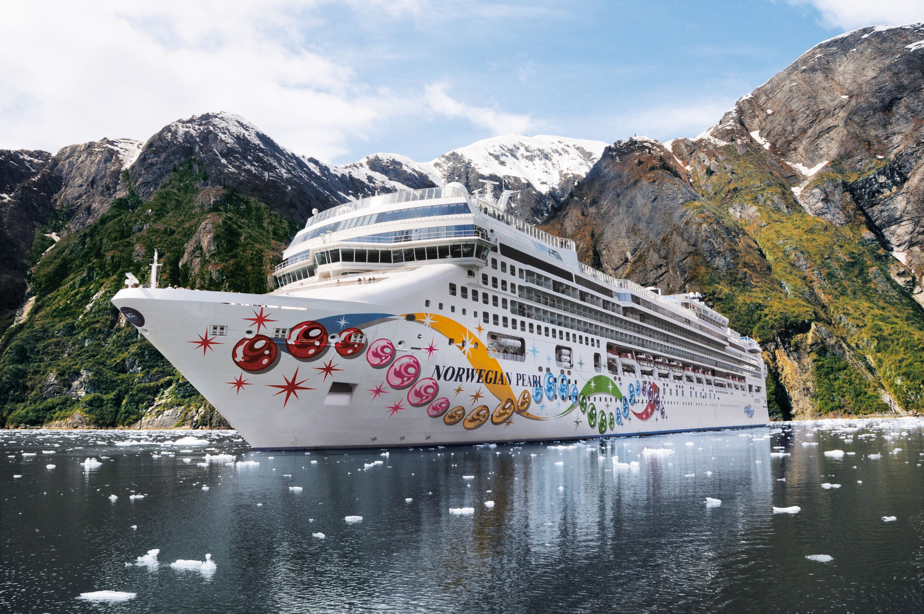 Norwegian Pearl cruise ship