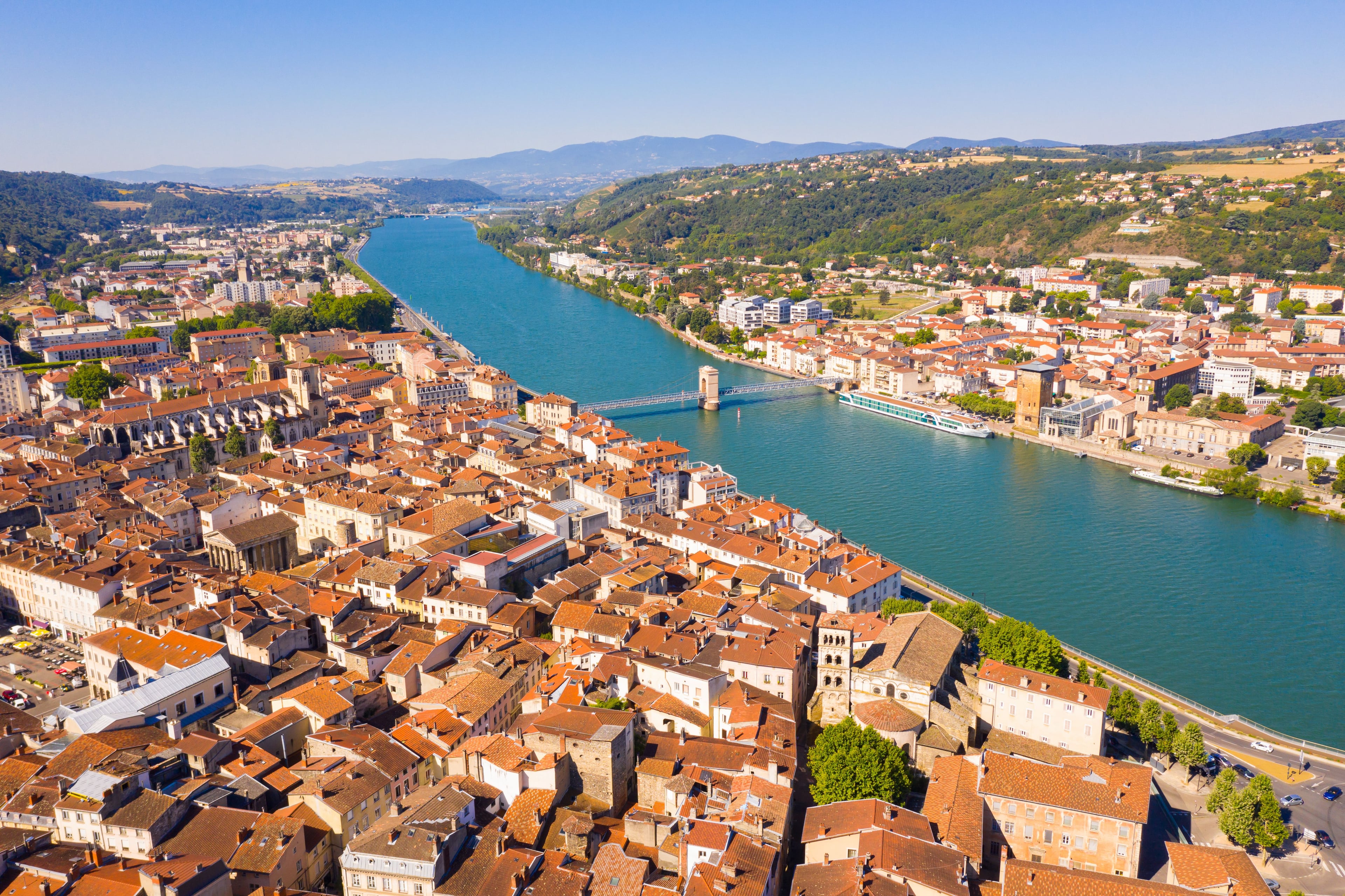 Reserva tu crucero por río de ensueño con