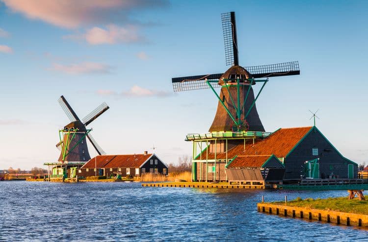 Zaanse Schans Windmills Tour
