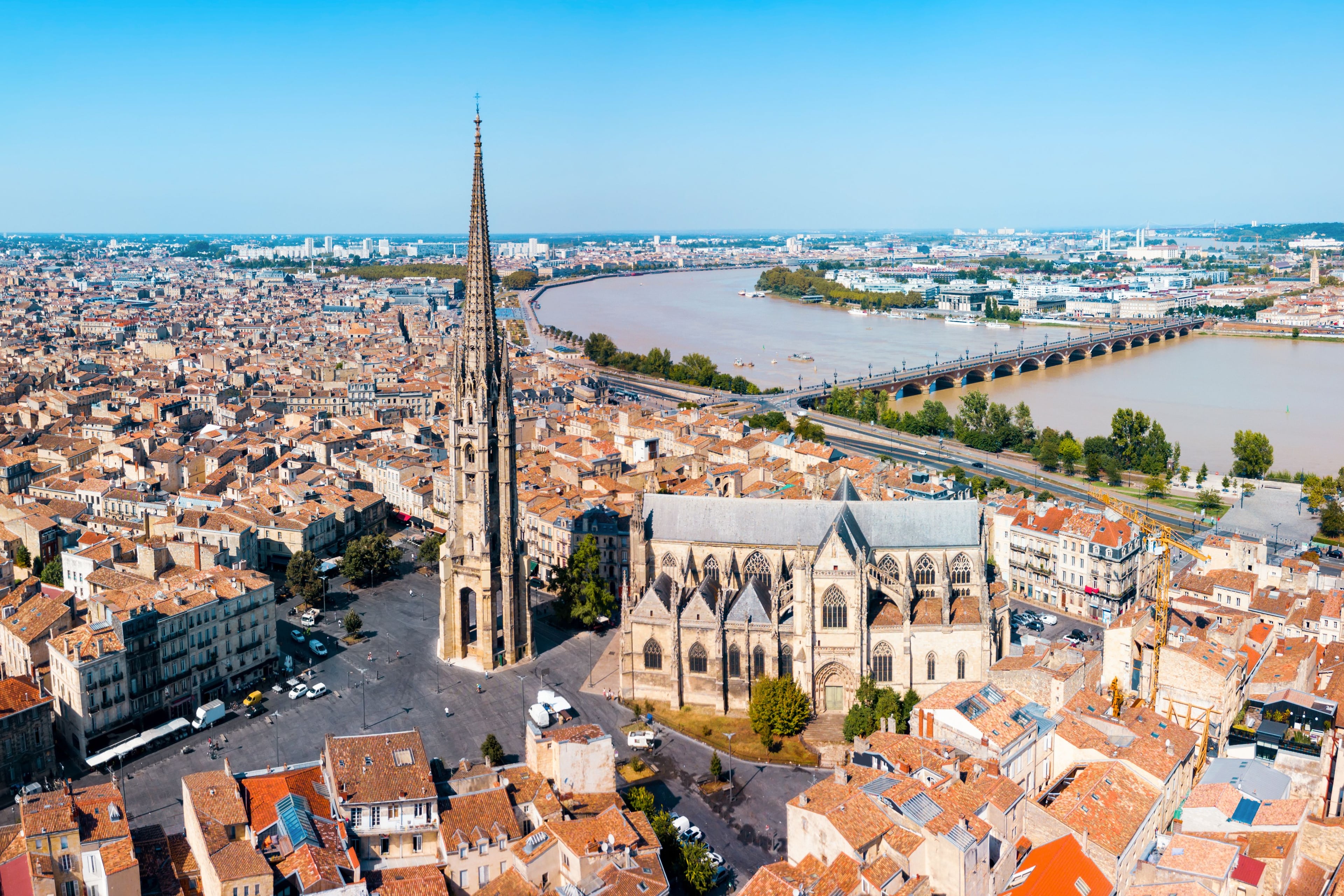 Book cruises from Bordeaux, France with Azamara online and save