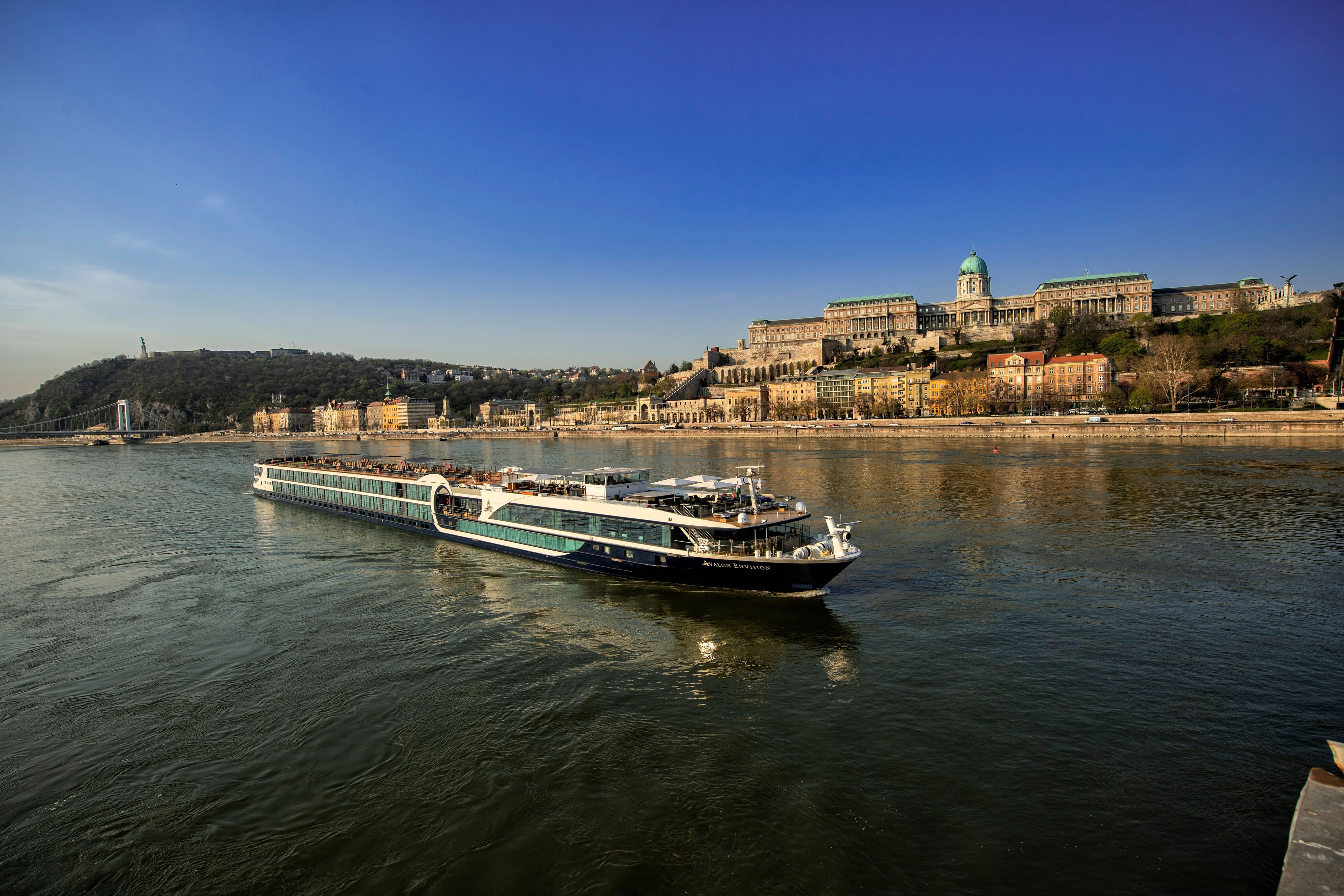 Reserva tu crucero por río de ensueño con