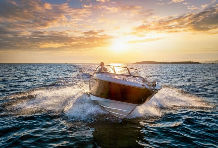 Mini Speedboat & Snorkeling Escape