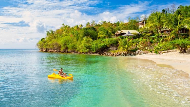 Kayaking to Pigeon Island