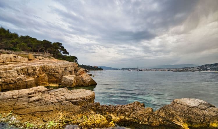 Kayak to The Mysterious Lérins Islands