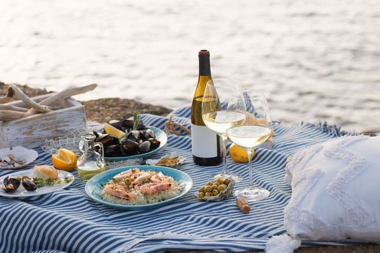 Cooking Demo & Local Wines in a Myconian Home