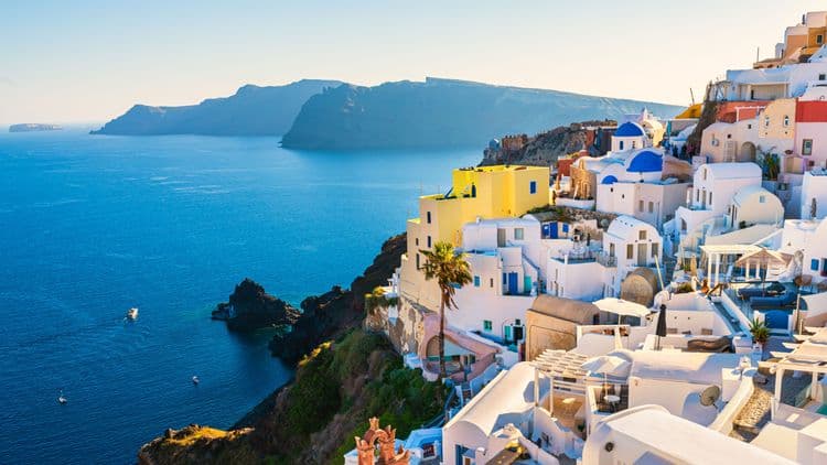 Scenic Santorini & Oia on Your Own