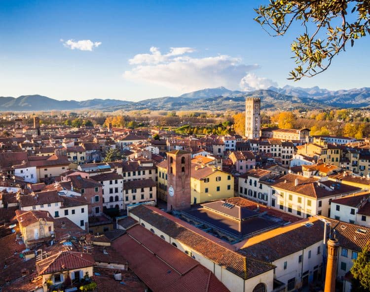 Lucca & Pisa in One Day