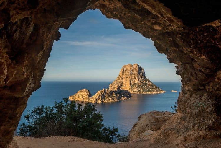 Sagunto & San José Caves