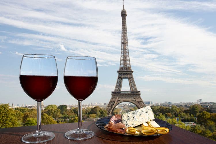 Exclusive Wine Tasting Experience in Paris