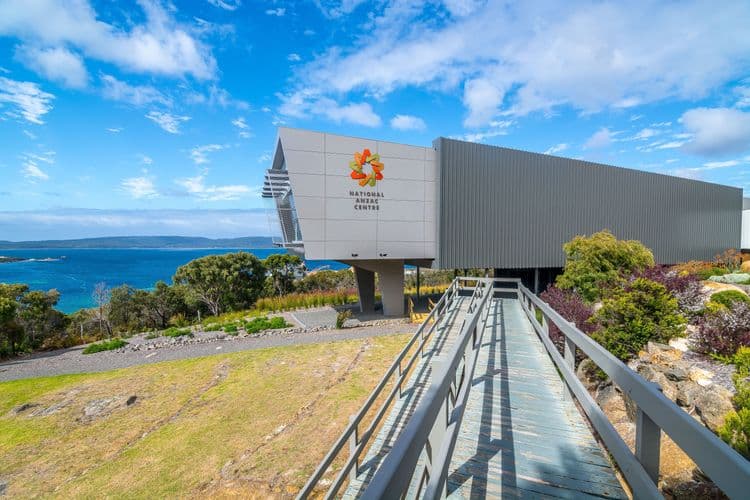 City Sights & Anzac Centre