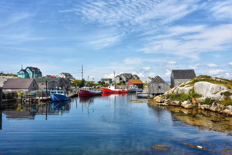 Famous Peggy's Cove Coastal Tour