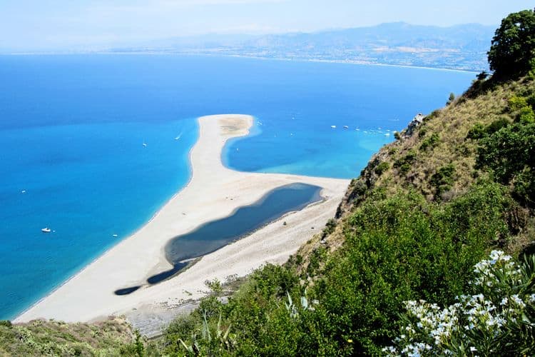 Le cap de Tindari