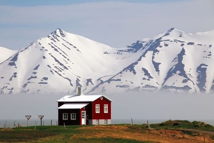 Hesteyri & Glacier Fjord Cruise