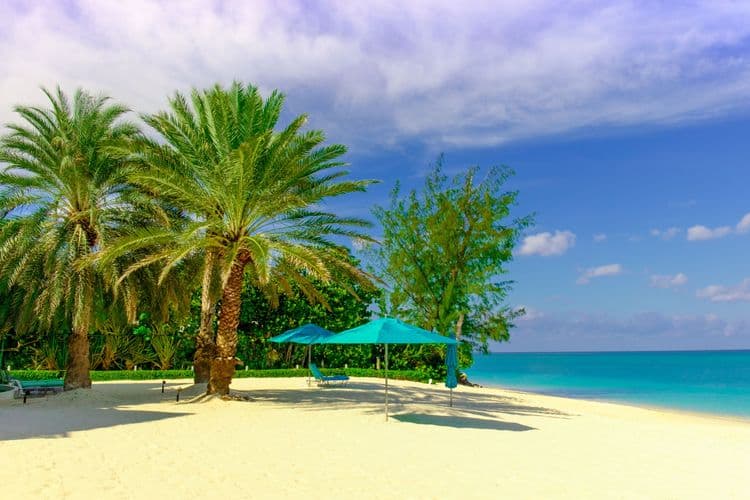 Cayman Highlights, Hell & Beach