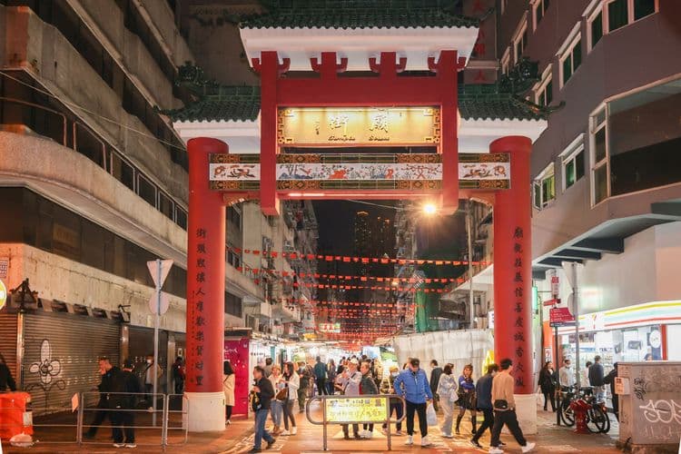 Une nuit typique à Hong Kong
