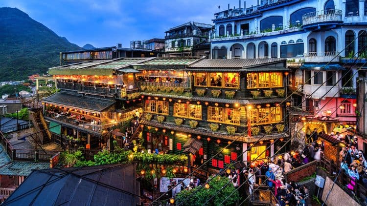 El pueblo de montaña de Jiufen y la calle vieja
