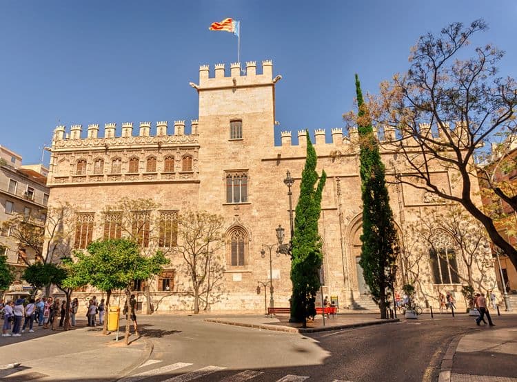 Visite à pied de la route de la soie de Valence de l'UNESCO