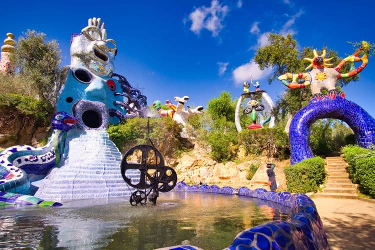 El Jardín de los Tarotes y el Pueblo Capalbio