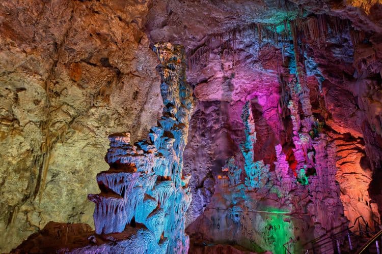 Canelobre Caves & Local Beer Tradition
