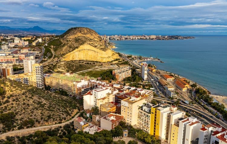 Enchanting Alicante: Private Tour and Wine Tasting in the Countryside