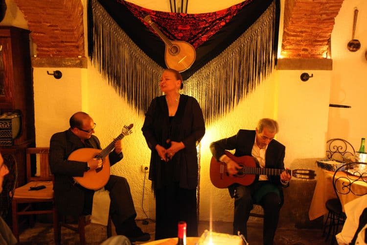 Noche de Fado - Patrimonio Cultural e Inmaterial de la Humanidad por la Unesco